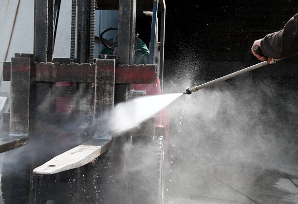 Best Warehouse Cleaning  in Gilroy, CA